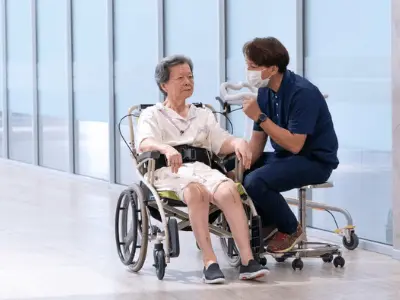 ศูนย์ฟื้นฟู โรคหลอดเลือดสมอง ผู้สูงอายุ